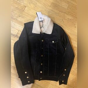 Chaser gorgeous jacket. Size medium. Black. NWT!